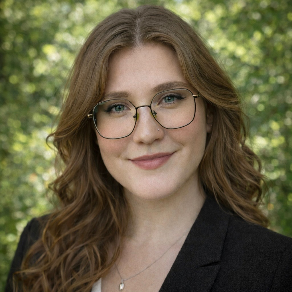 Sydney Esselmont therapist at evergreen therapeutics Sydney Esselmont psychotherapy